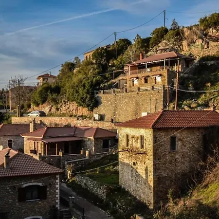 πετρόχτιστη μονοκατοικία στην καρδιά του πάρνωνα Appartamento Megali Vrisi (Laconia)