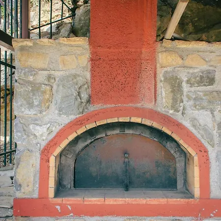 πετρόχτιστη μονοκατοικία στην καρδιά του πάρνωνα Appartamento